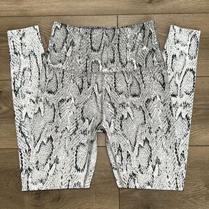 Beyond‎ Yoga Ombré Snake High Rise  Leggings Gray White Size Medium